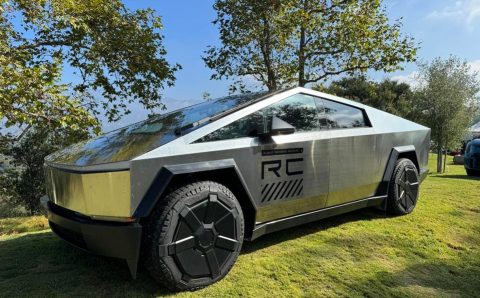 The Evolution of Electronics in Cars: Tracing the First Electronic Component